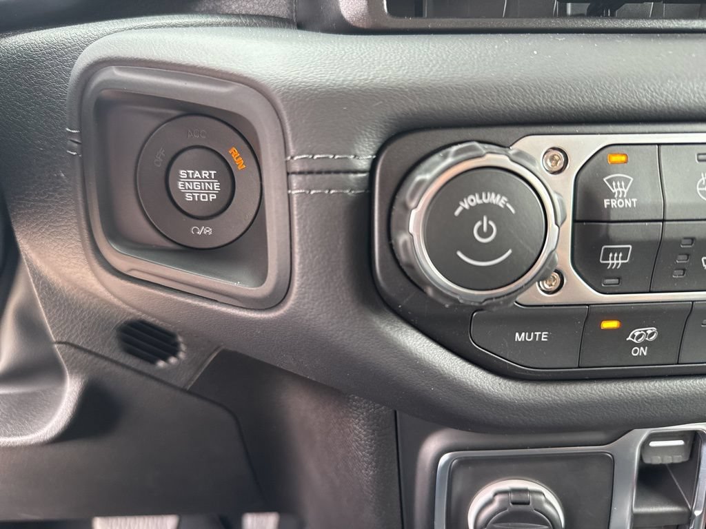 New 2026 Jeep Wrangler Unlimited Rubicon 392 w/ Quick Order Package 27X Moab AWD/4WD image 30