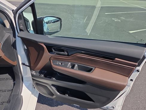 Used 2026 Honda Odyssey Touring image 31