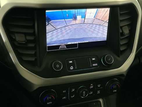 Used 2020 GMC Acadia SLE w/ Driver Convenience Package image 23