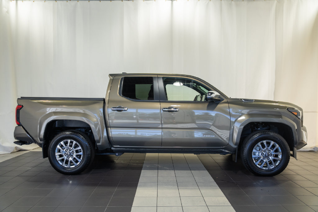 Certified 2025 Toyota Tacoma Limited AWD/4WD image 3