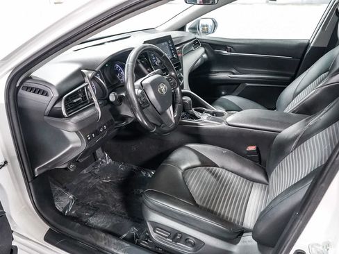 Certified 2022 Toyota Camry SE FWD image 18