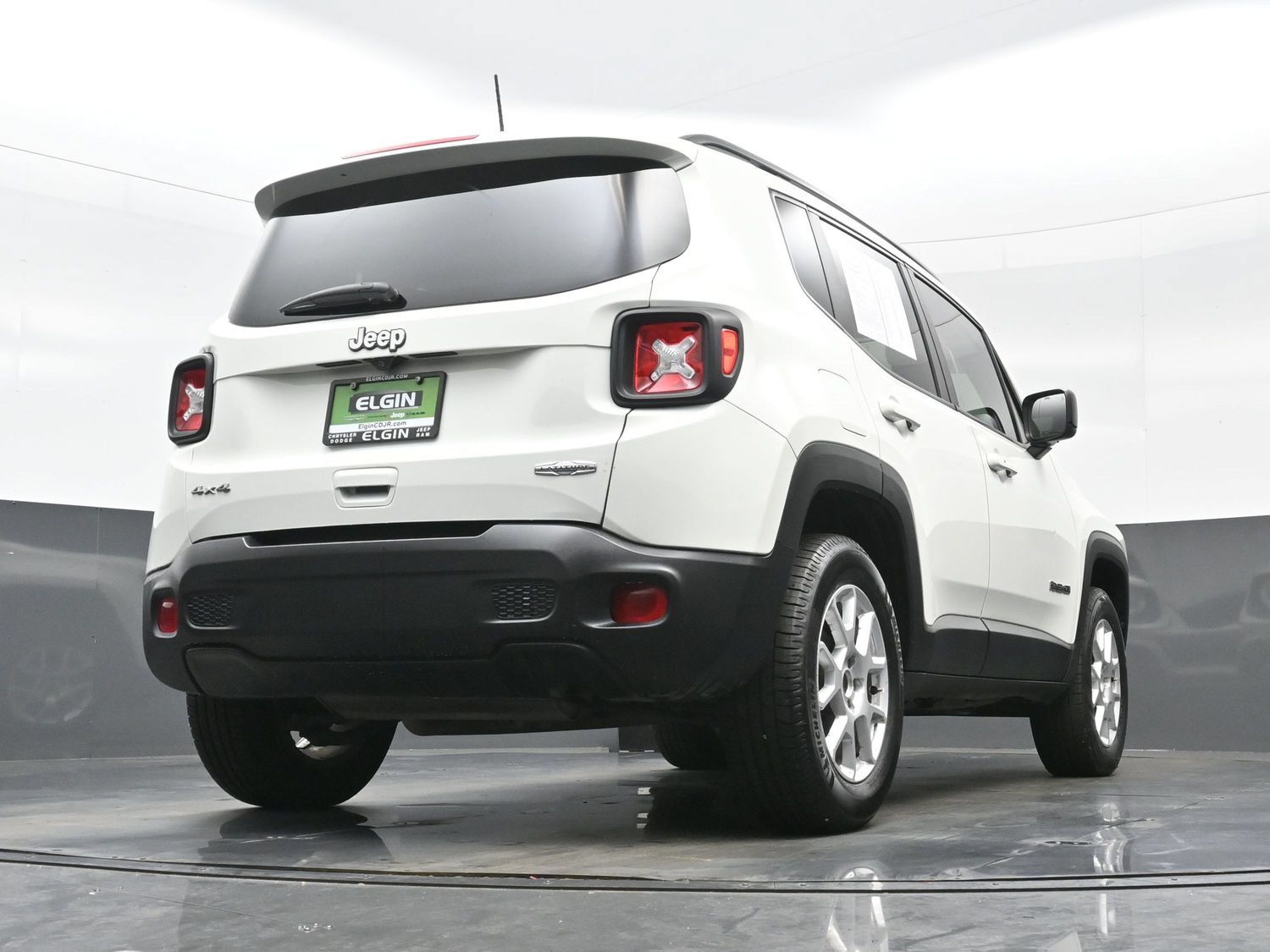 Used 2022 Jeep Renegade Latitude AWD/4WD image 31