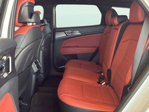 New 2026 Kia Sportage SX AWD/4WD image 16