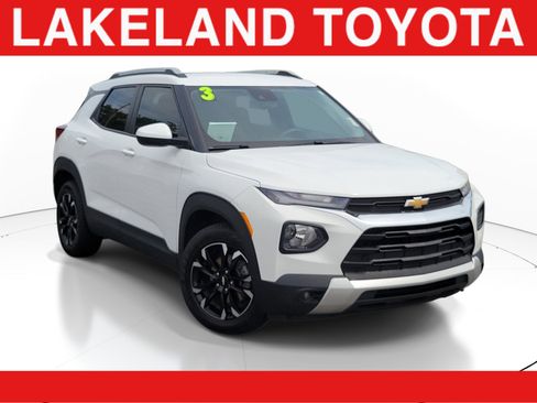 Used 2023 Chevrolet TrailBlazer LT FWD image 1