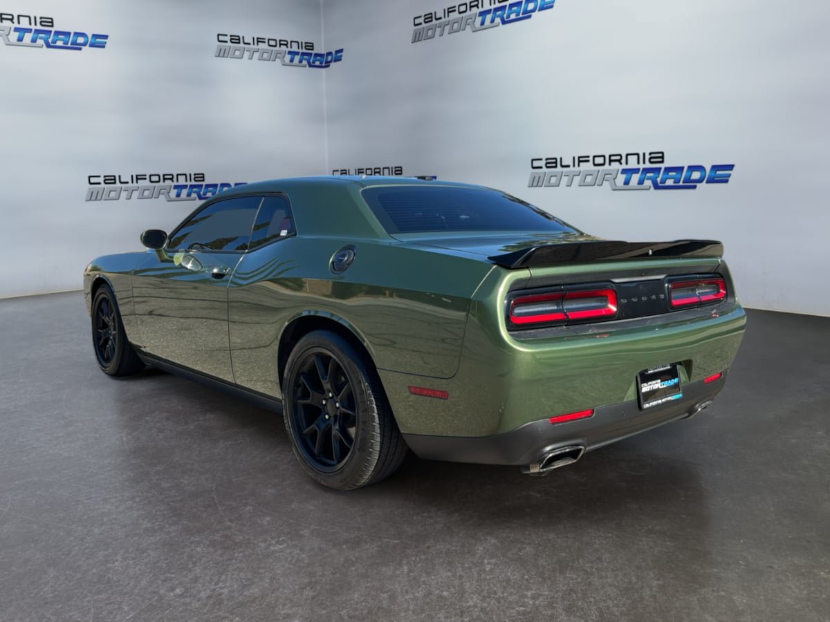 Used 2020 Dodge Challenger GT w/ Blacktop Package RWD image 7