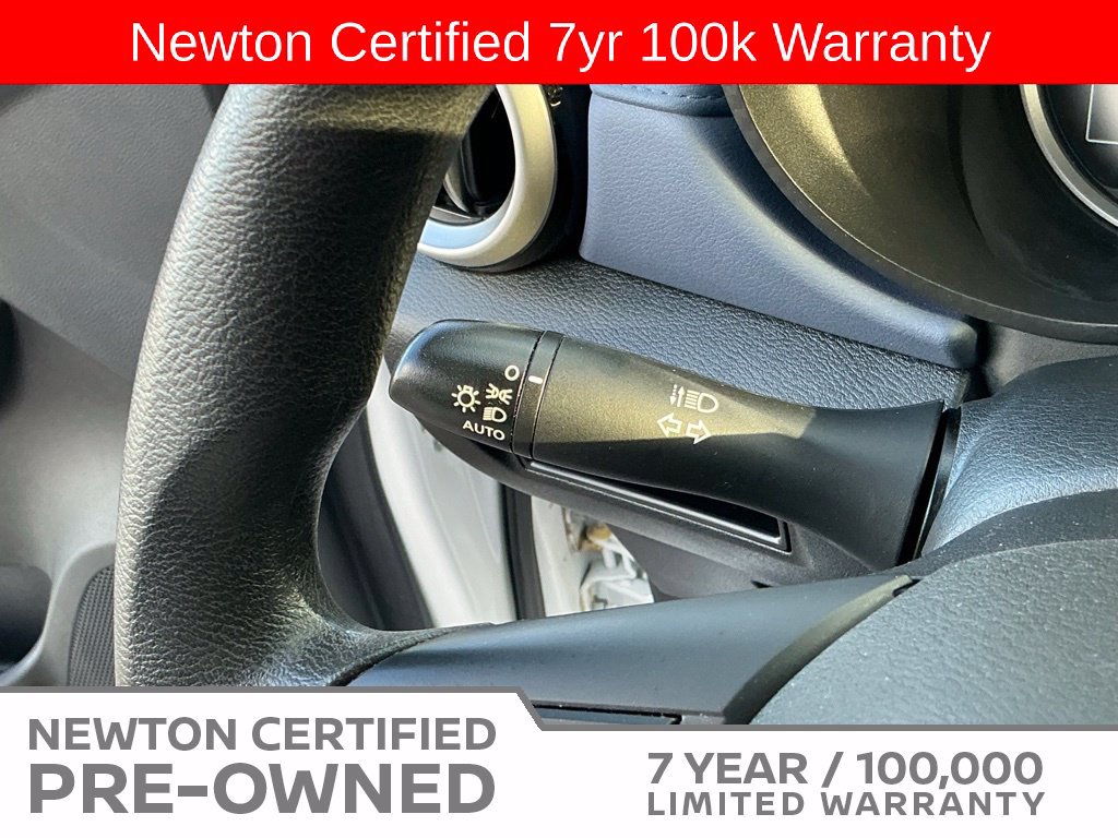Used 2023 Nissan Versa SV FWD image 27