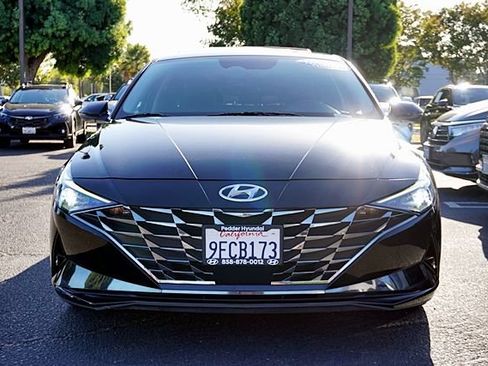Used 2023 Hyundai Elantra Limited FWD image 5
