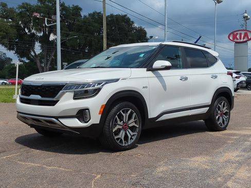 Certified 2023 Kia Seltos SX w/ SX Sunroof Package AWD/4WD image 1