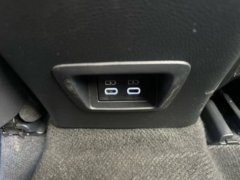 Certified 2024 Toyota Corolla Cross AWD Hybrid image 22