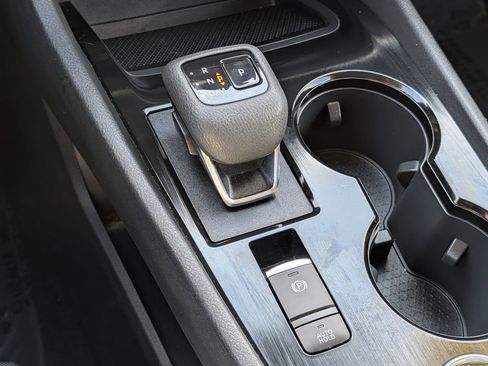 Used 2025 Nissan Rogue SV image 45