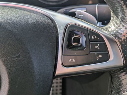 Used 2018 Mercedes-Benz E 400 E 400 image 22