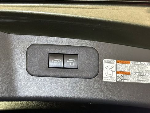 Certified 2022 Lexus NX 450h+ AWD image 15