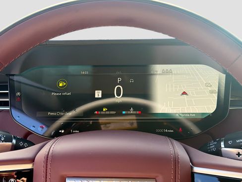 New 2026 Land Rover Range Rover SE image 40