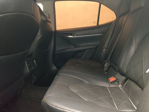 Used 2018 Toyota Camry XLE w/ Driver Assist Package image 18