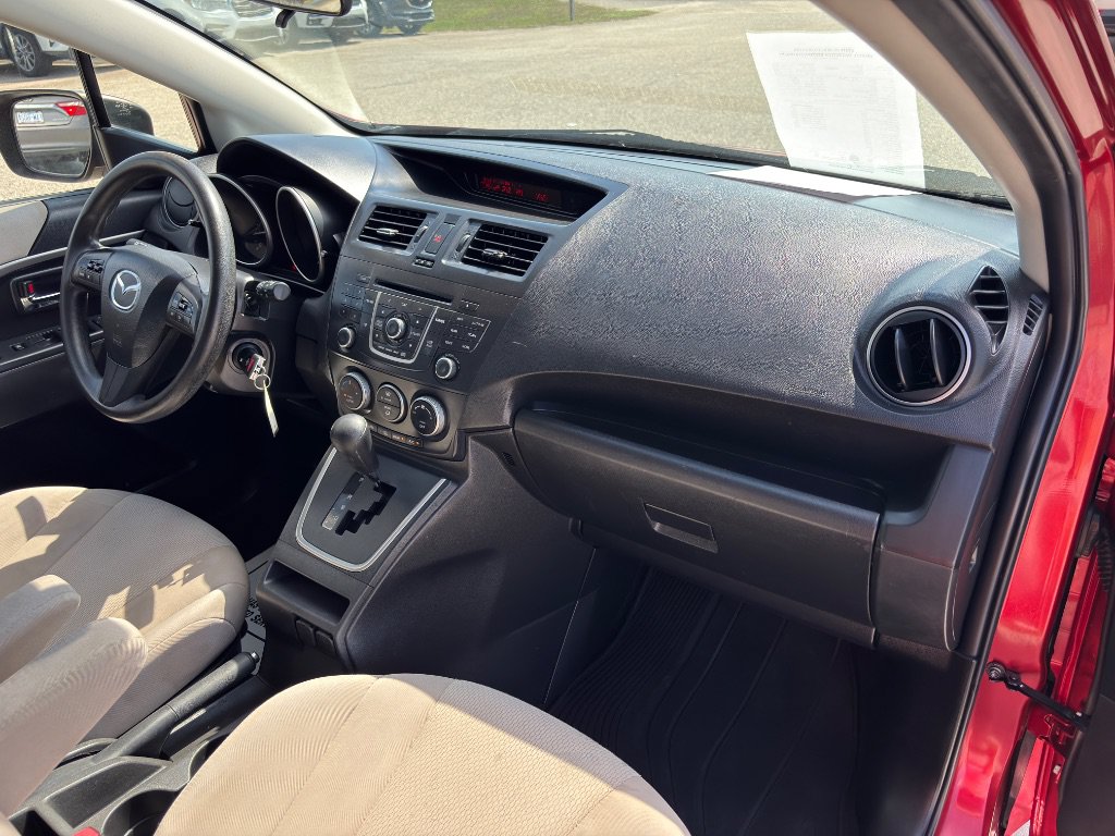 Used 2014 MAZDA MAZDA5 Sport FWD image 24