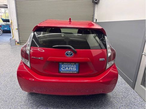 Used 2015 Toyota Prius C Two FWD image 4