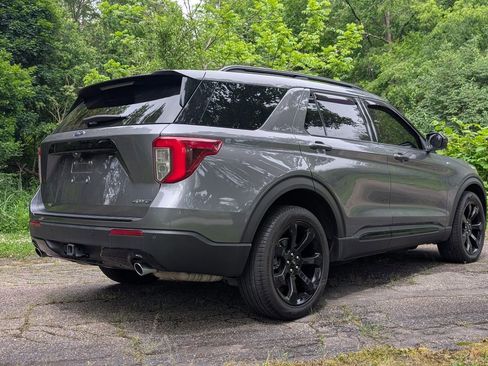 Used 2024 Ford Explorer ST-Line w/ Class IV Trailer Tow Package AWD/4WD image 16