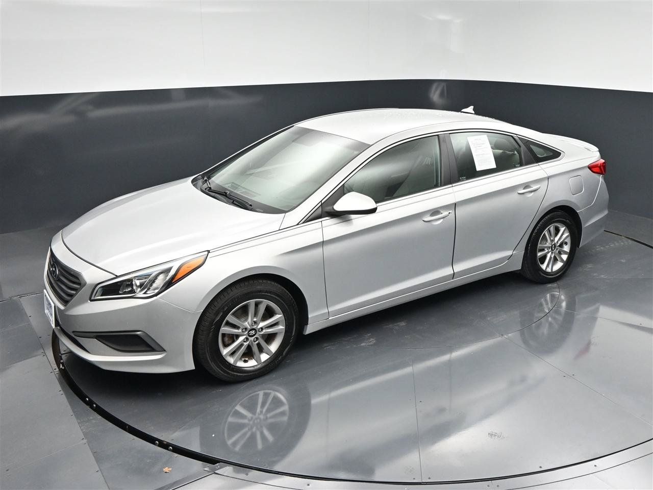 Used 2016 Hyundai Sonata SE FWD image 19