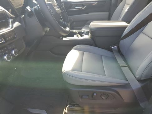 New 2026 GMC Yukon XL Elevation w/ LPO, Floor Liner Package AWD/4WD image 32