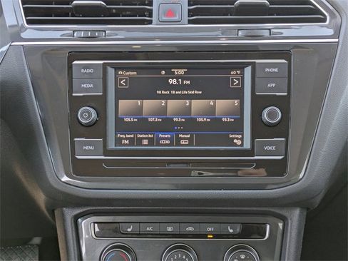 Certified 2022 Volkswagen Tiguan S image 18