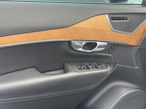 Used 2023 Volvo XC90 T8 Plus w/ Protection Package Premier image 10