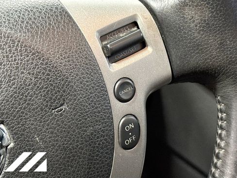 Used 2012 Nissan Rogue SL AWD/4WD image 13