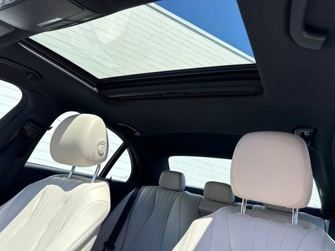Used 2019 Mercedes-Benz E 300 image 33