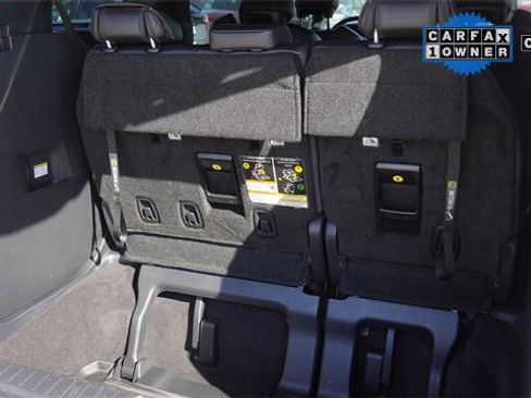 Used 2025 Toyota Sienna XSE w/ XSE Premium Package image 13