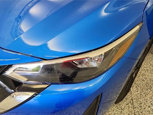 Used 2024 Nissan Sentra SV FWD image 14