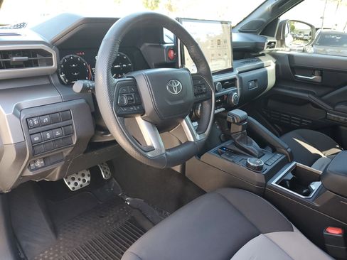 Used 2024 Toyota Tacoma TRD Sport image 20