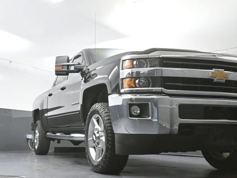 Used 2019 Chevrolet Silverado 2500 LT w/ All Star Edition AWD/4WD image 61