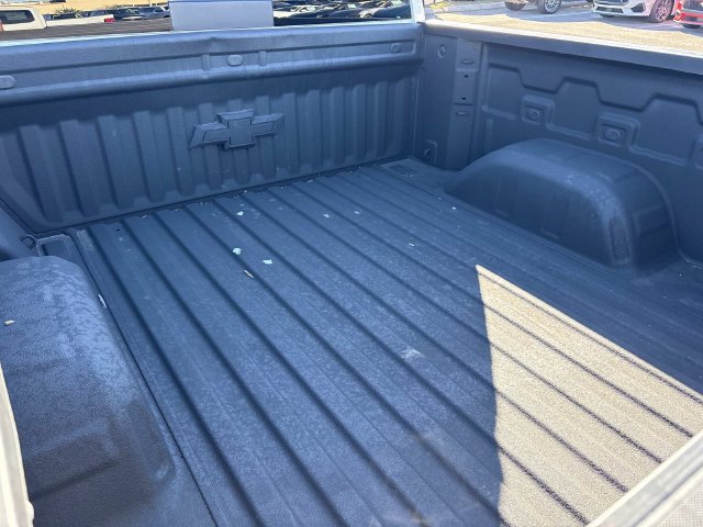Used 2025 Chevrolet Silverado 1500 High Country AWD/4WD image 14
