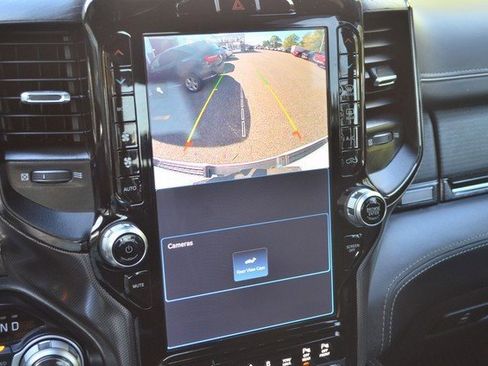 Used 2022 RAM 1500 Limited w/ Body Color Bumper Group image 32