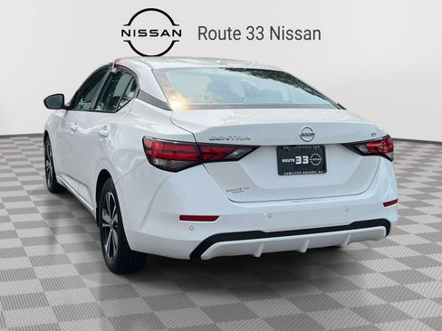 Used 2023 Nissan Sentra SV FWD image 3