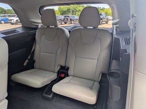 Used 2021 Volvo XC90 T6 Inscription w/ Advanced Package AWD/4WD image 19