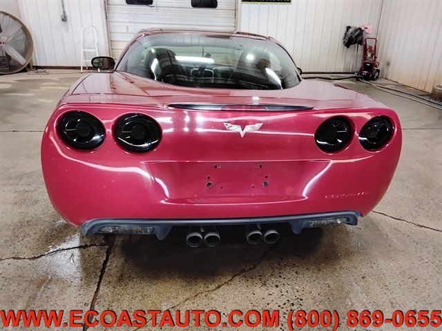 Used 2005 Chevrolet Corvette Coupe w/ Preferred Equipment Group RWD image 7