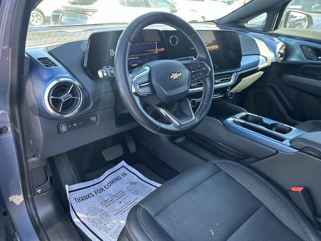 Used 2024 Chevrolet Equinox EV LT FWD image 13