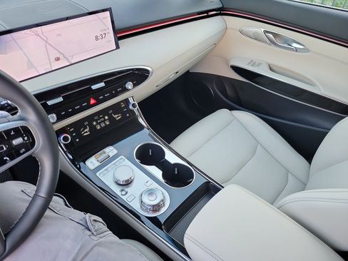 Certified 2026 Genesis GV70 2.5T image 14