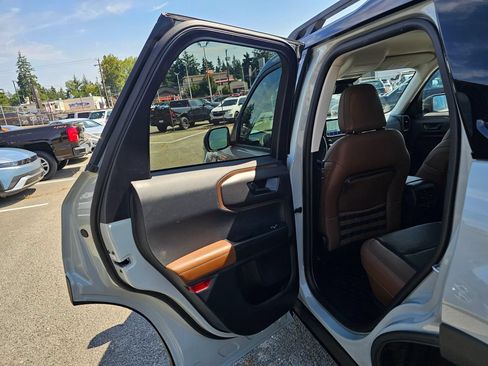 Used 2023 Ford Bronco Sport Badlands w/ Premium Package AWD/4WD image 16