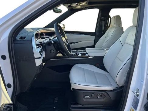 New 2025 Cadillac Escalade Sport w/ Touring Package image 9