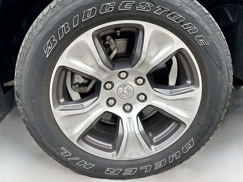 Used 2023 RAM 1500 Laramie AWD/4WD image 34