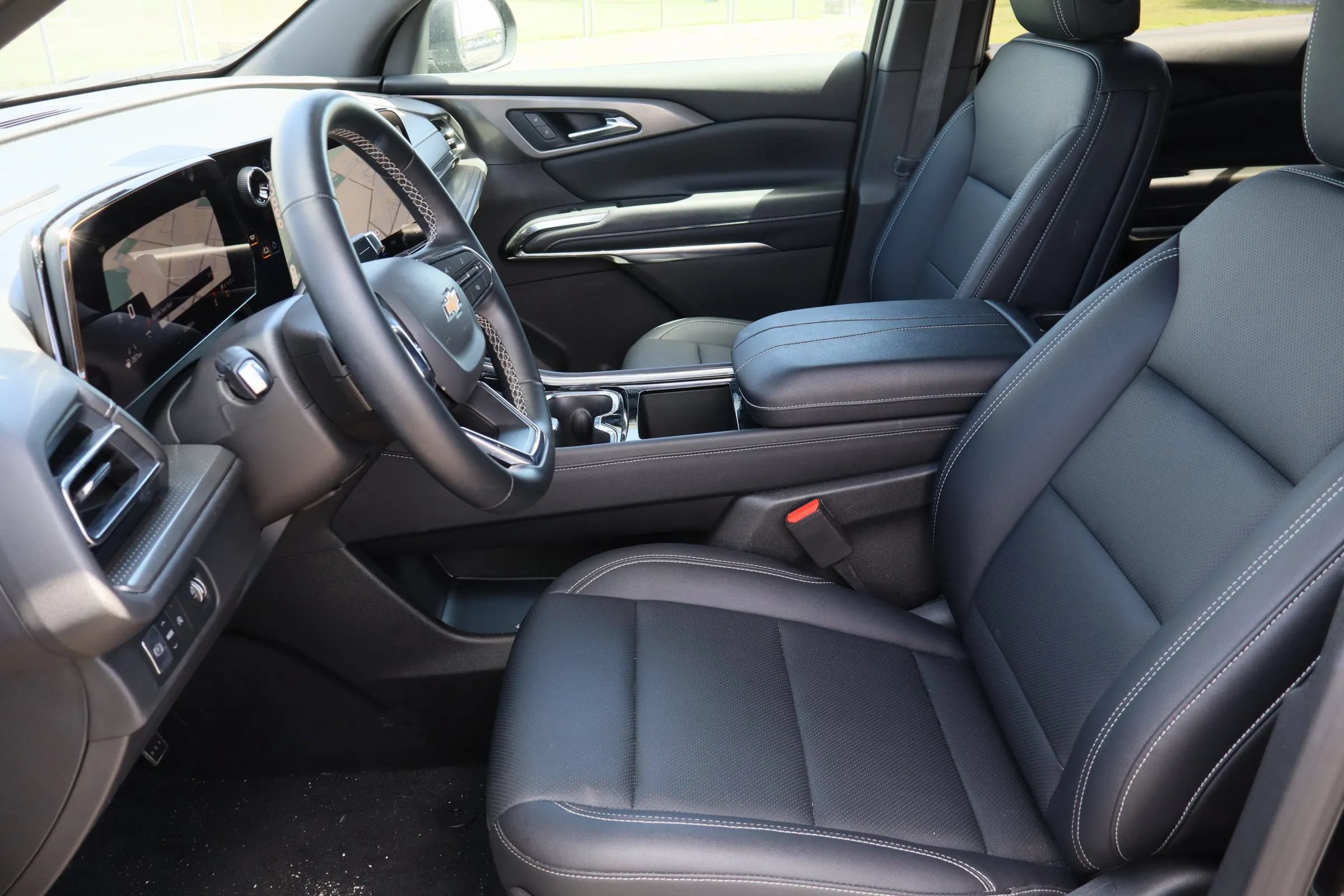 Used 2026 Chevrolet Traverse LT FWD image 20