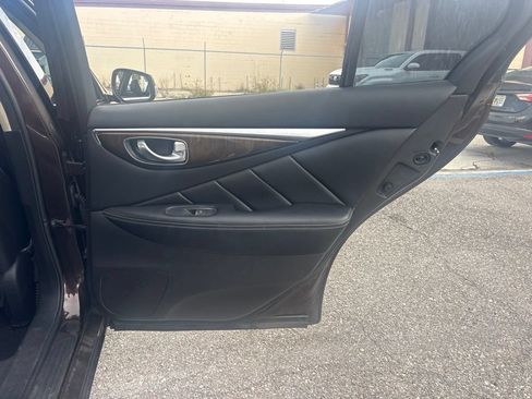Used 2018 INFINITI Q50 Luxe w/ Essential Package (3.0T Luxe) RWD image 14