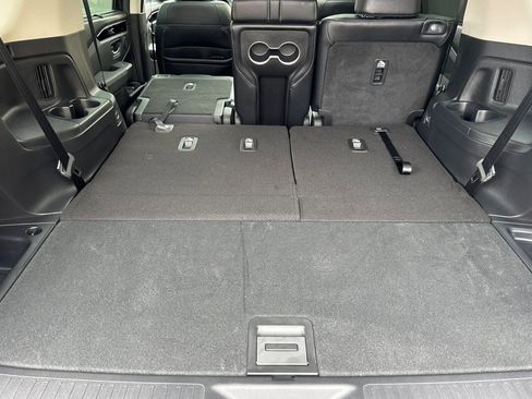 New 2025 Honda Pilot Touring image 18