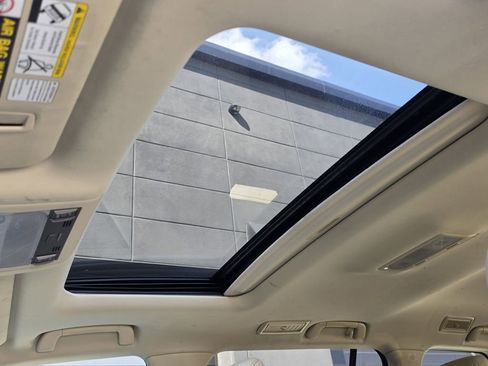 Used 2015 Lexus LX 570 570 w/ Luxury Package image 10