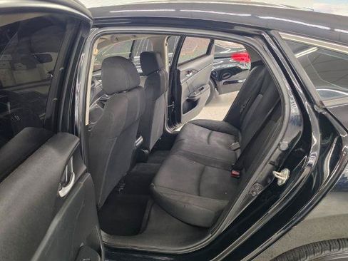 Used 2019 Honda Civic LX image 9