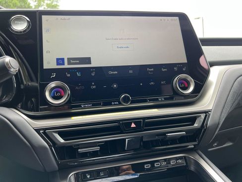 New 2026 Lexus TX 500h AWD image 21