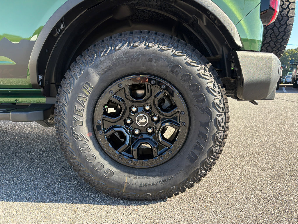 Used 2023 Ford Bronco Wildtrak AWD/4WD image 19