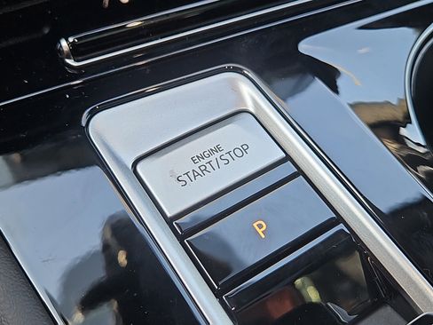 New 2026 Volkswagen Atlas Cross Sport SEL R-Line image 16