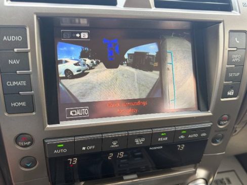 Used 2014 Lexus GX 460 Luxury w/ Driver Support Package AWD/4WD image 27